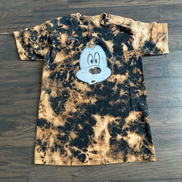 Disney Other - Disneyland distressed size small Mickey t shirt